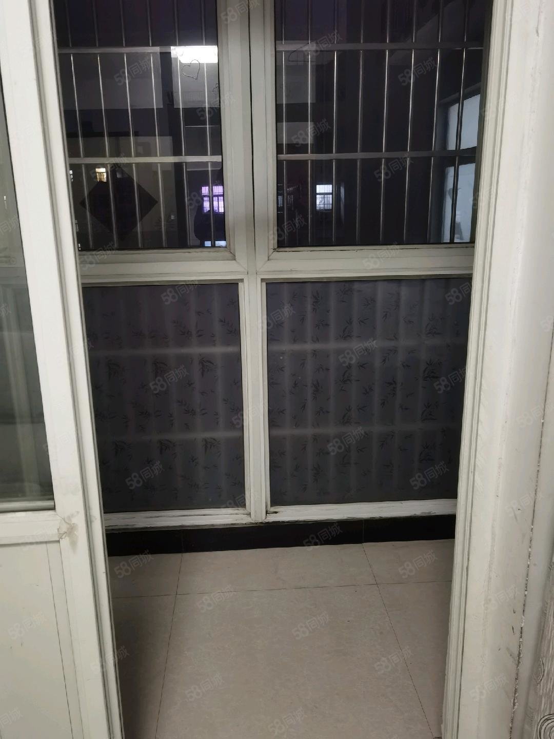 和谐佳苑2室1厅1卫62㎡南18万