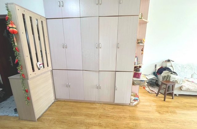 英伦小镇(一期)2室2厅98.2㎡48.5万二手房图片