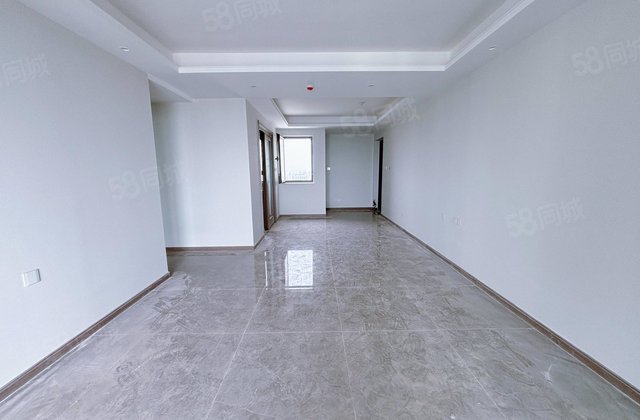 颐中外国语，  培文，精装修带车位储藏室，急售