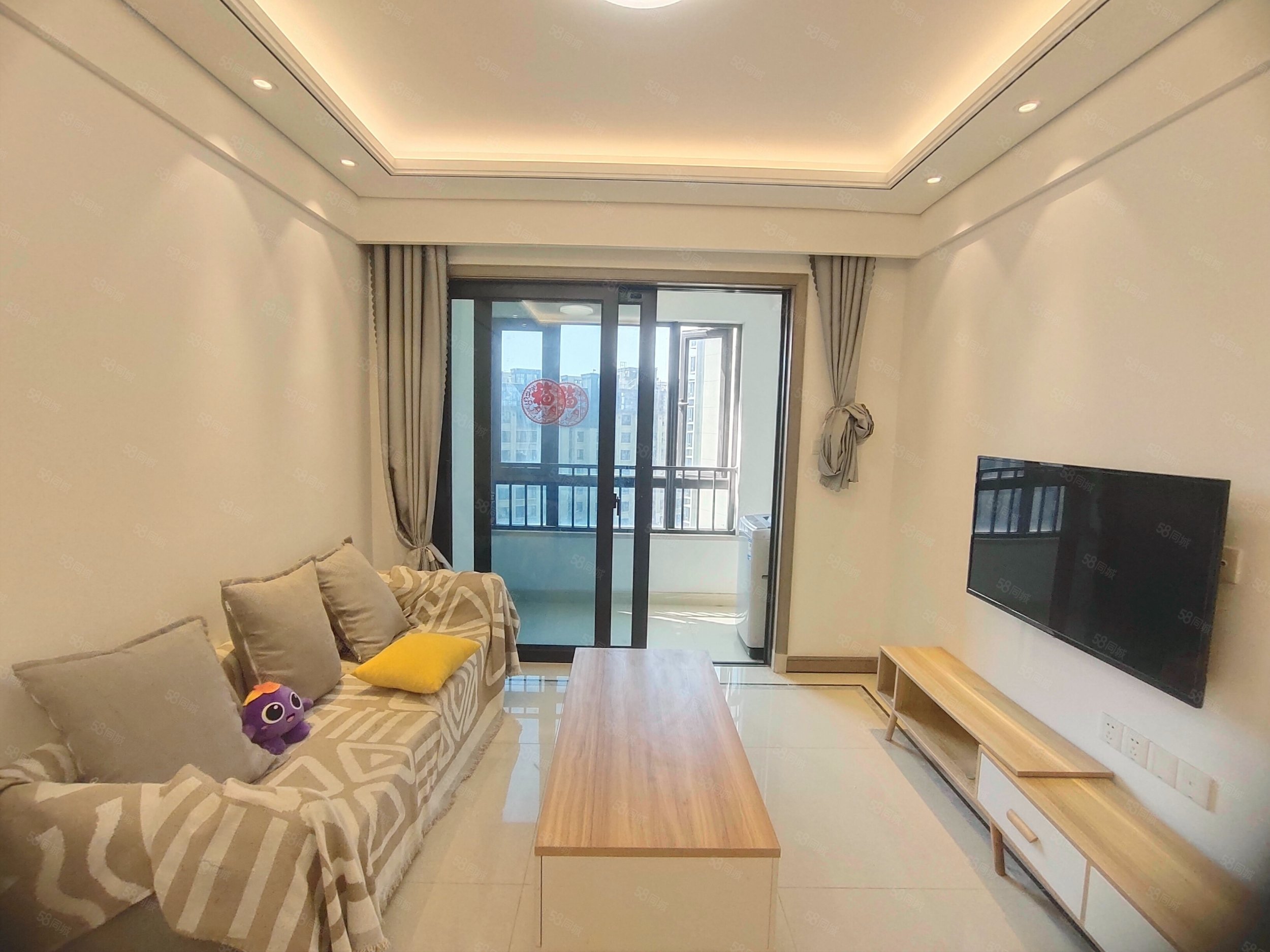 国贸天成2室2厅1卫77㎡南165万