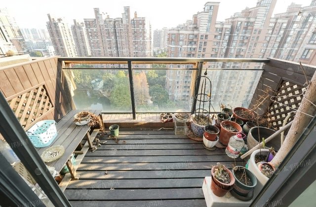 春申景城湖滨晨韵3室2厅116.6㎡558万二手房图片