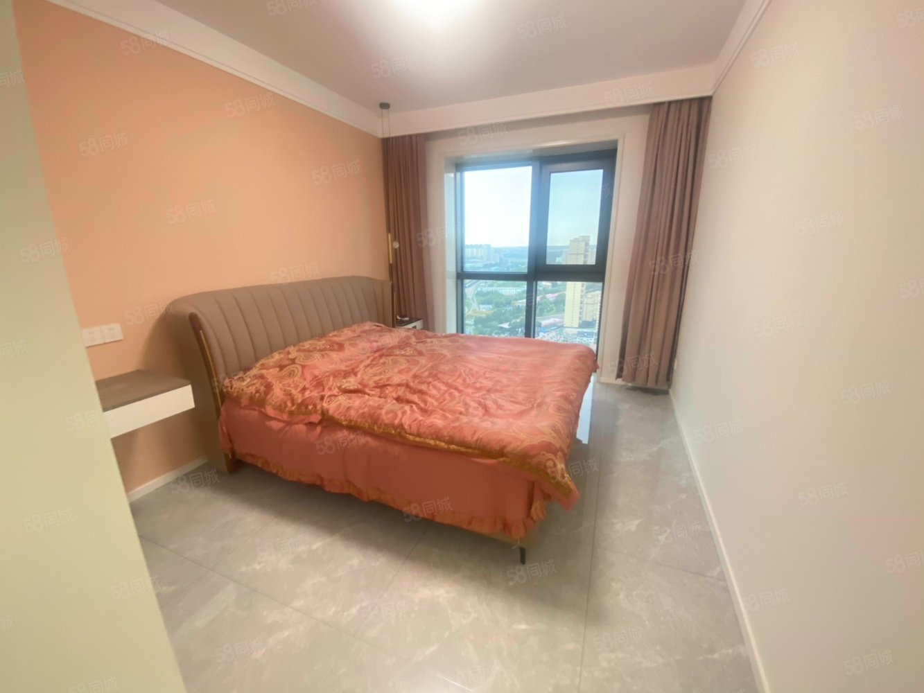 虹桥   会展中心 华鸿金色纽约南排 h户型两室精装拎包入住