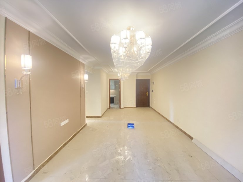 恒大城3室2厅1卫102.66㎡南北78.5万