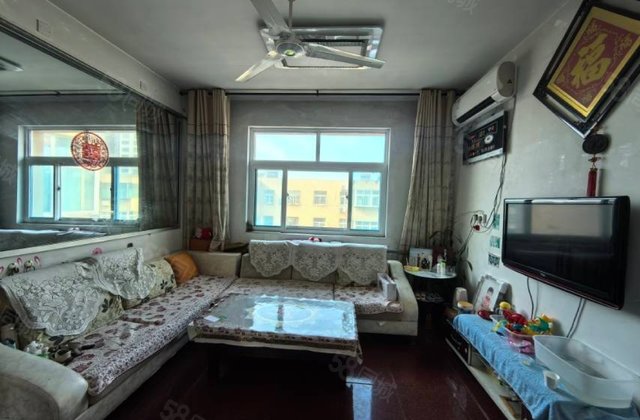 老文轩 区委家属院 精装三室 免大税 好户型 急卖70万