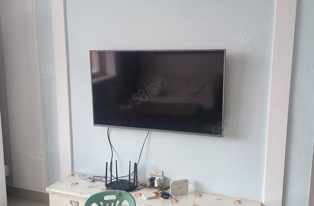 明德公寓，经典三室两厅两卫，户型好，精装修