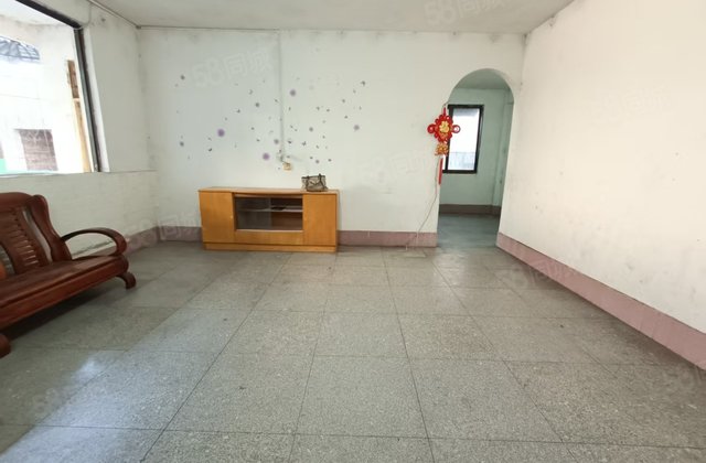 下枫山住宅区3室2厅114㎡20万二手房图片