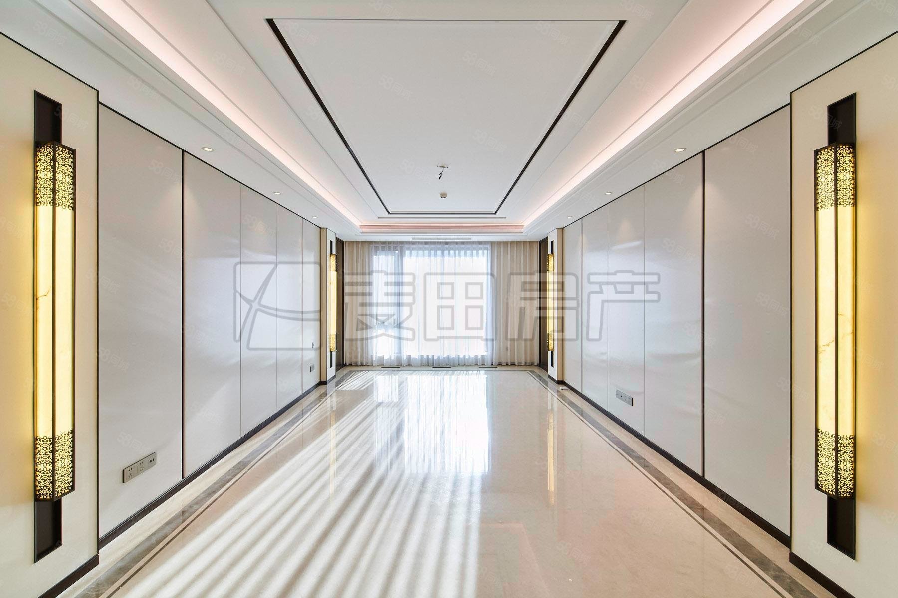 使館壹號(hào)院3室2廳3衛(wèi)237㎡南北3500萬