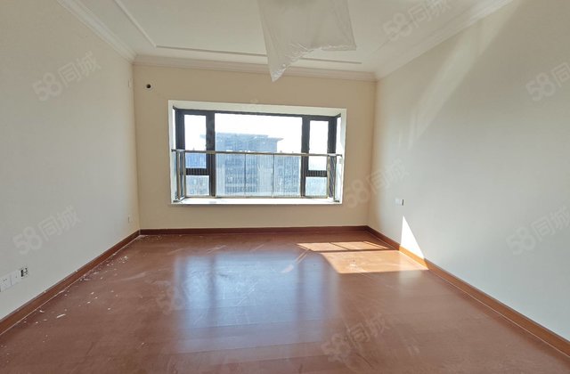 恒大御景湾4室2厅177㎡90万二手房图片