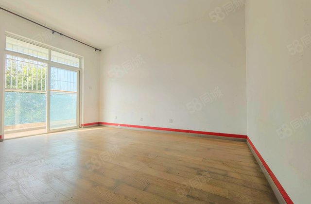 侯家花园(A区)2室2厅61.83㎡55万二手房图片