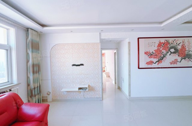 火车站附近    书   正规三室两厅 东边户 免大税