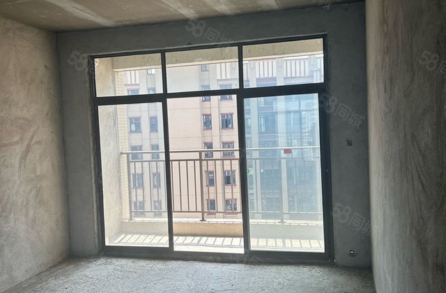 山水天城3室2厅134.52㎡55万二手房图片