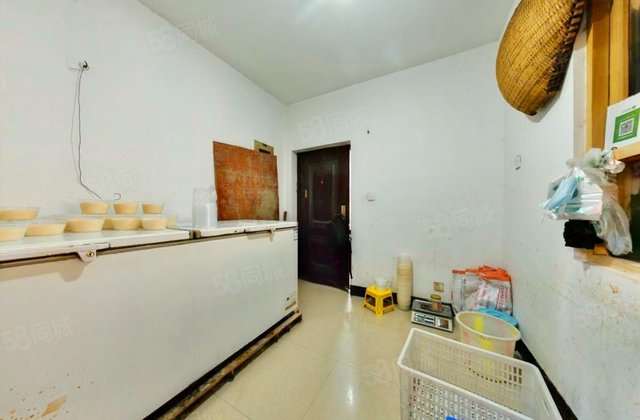 青江小区1室2厅39㎡75.8万二手房图片