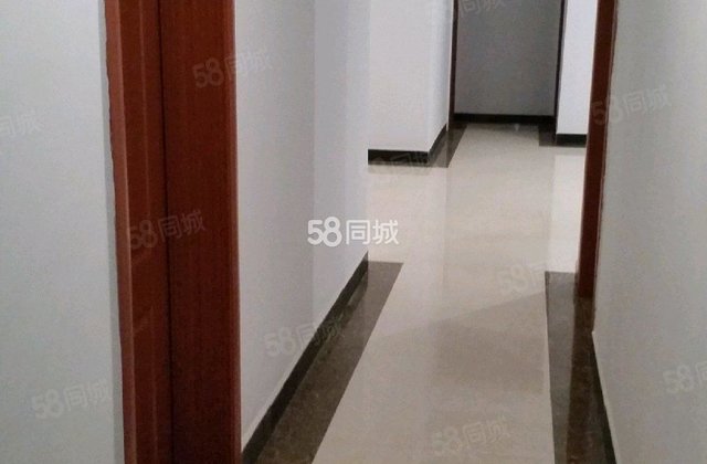 兴沙社区5室2厅236㎡72.8万二手房图片