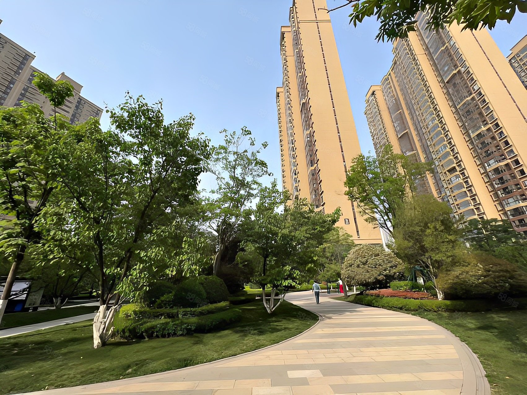 真爱万科公园华府4室2厅2卫154.79㎡南北375万