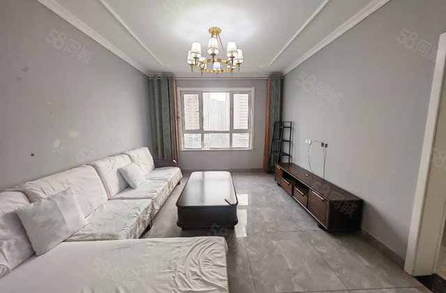 民生凤凰城，三叶草户型，精装修，带车位储藏室，急售随时看房。