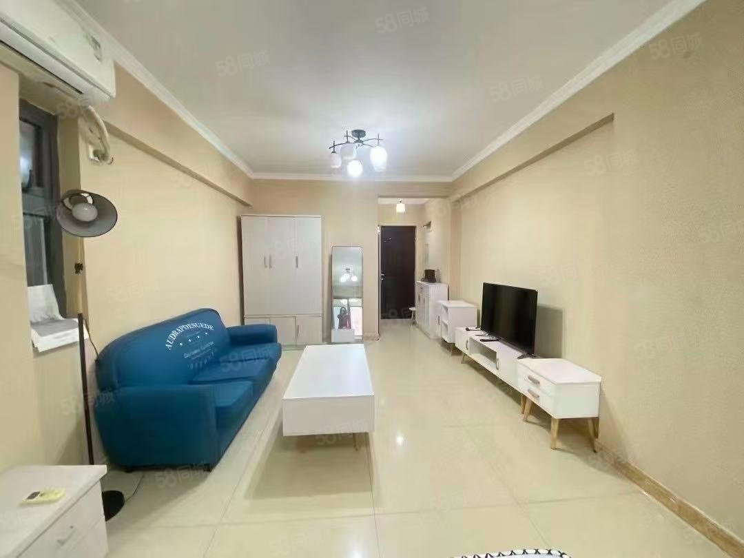 首秀小区1室1厅1卫52㎡东41.6万