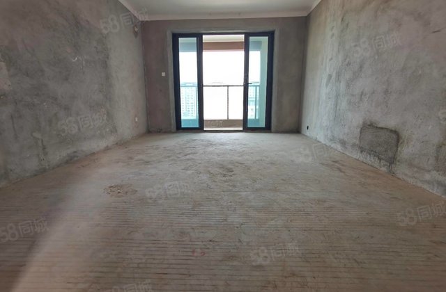 栖霞府西苑4室2厅122㎡100万二手房图片