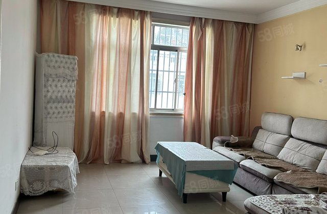 健康园小区4室2厅165㎡45万二手房图片