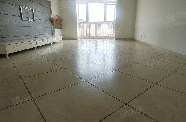 地税小区(青山)3室2厅160㎡79万二手房图片