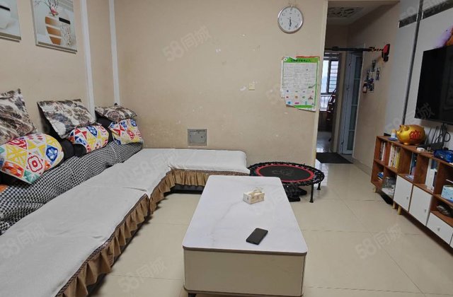 七中附近，精装两室隔三室户型，锦绣家园，云麓九里，送地下室