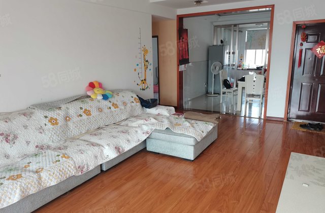 东方明珠3室2厅121.4㎡27.5万二手房图片