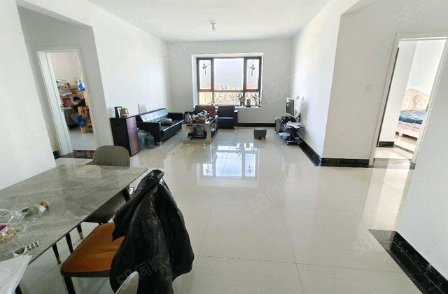 中央帝景 人民公园附近 四室送储藏室 东昌路六中