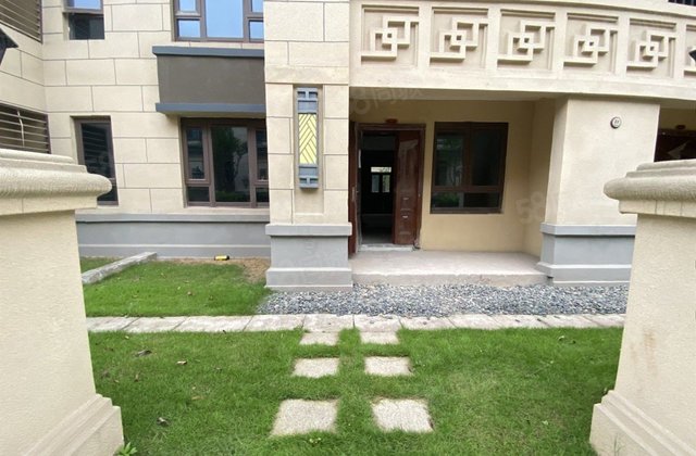 恒大翡翠湾叠拼别墅!带大花园!限时清盘!地处两江新区.