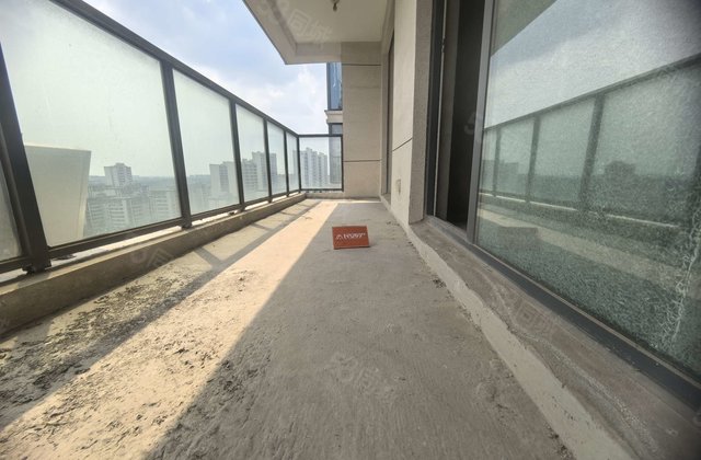 双清湾天悦3室2厅111.7㎡83.8万二手房图片