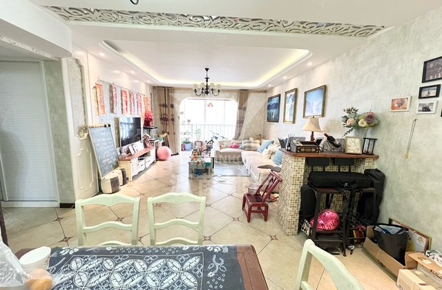 长兴国际广场3室2厅118㎡66.8万二手房图片