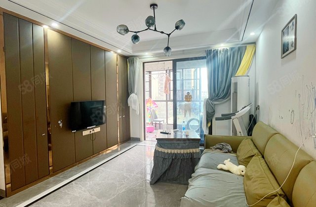 绿地朝阳中心3室2厅98㎡110万二手房图片