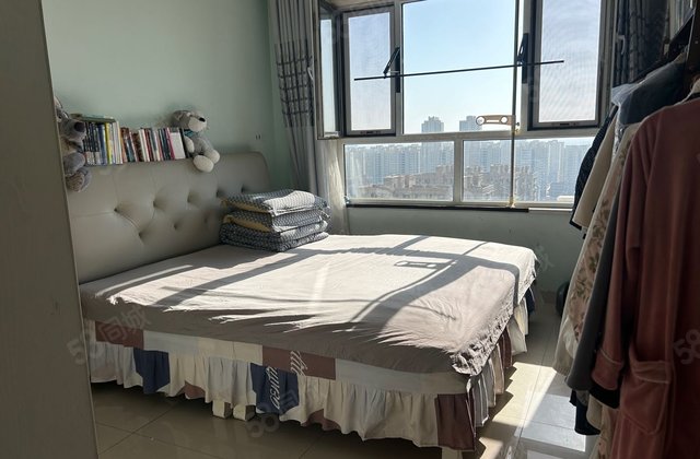 恒中清园3室2厅138.56㎡83.5万二手房图片