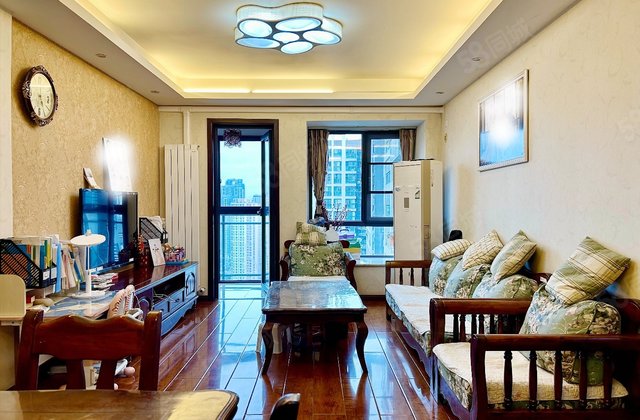 华韵天府4室2厅88.37㎡188万二手房图片