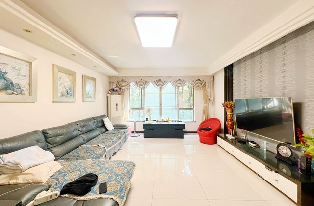 芙蓉公寓(芙蓉)5室2厅182.05㎡150万二手房图片