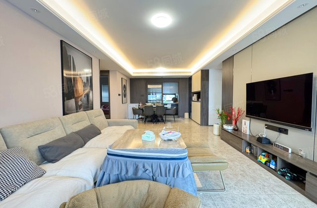 印湘江4室2厅142.83㎡190万二手房图片