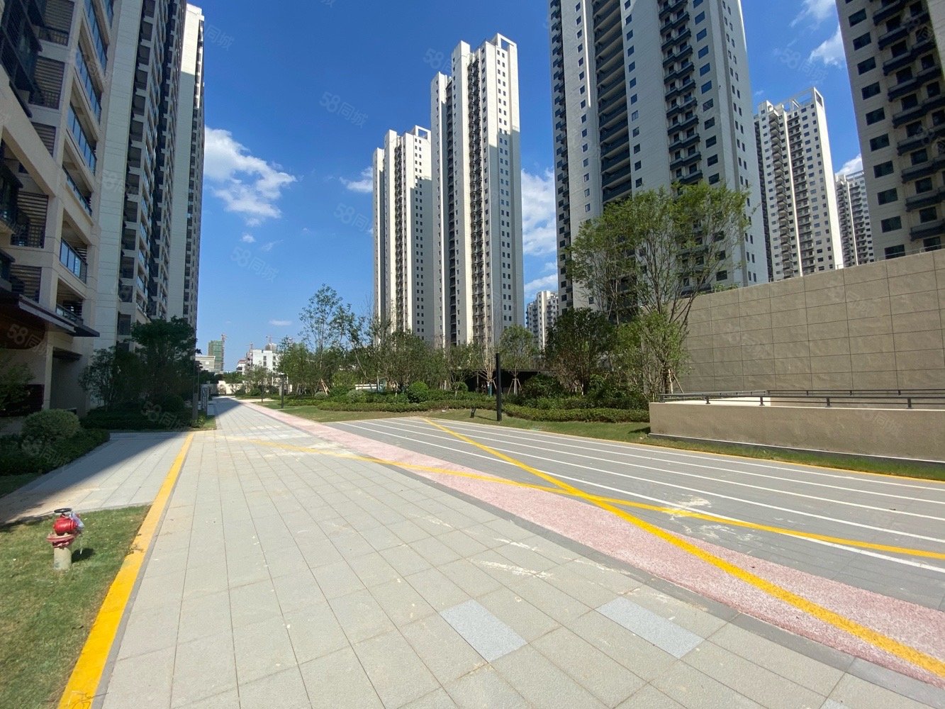 泽霞雅苑二组团2室2厅1卫80㎡南北156万