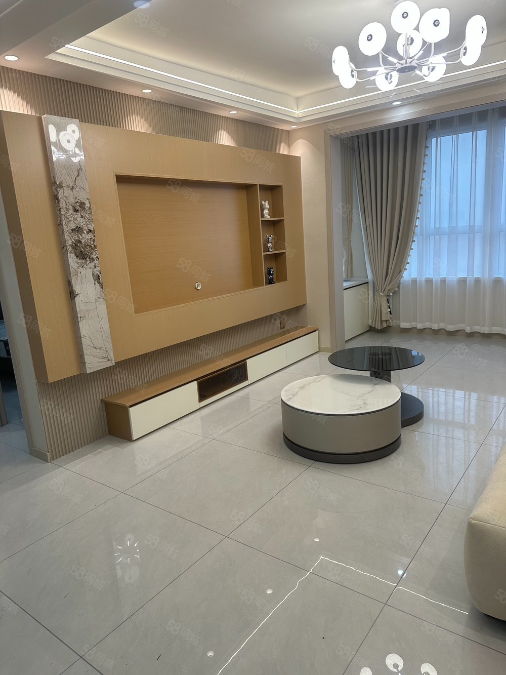 青湖铭城2室2厅1卫84㎡南北35万