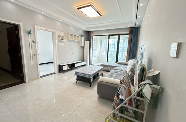 东昌丽都北区，三叶草互信带车位储藏室精装修好楼层边户