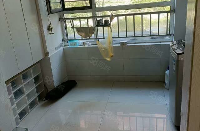 金柱海德公园 2房 周边配套完善