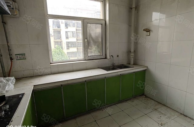 急售！朝南 104平 翡翠城 3室2厅 采光好 周边商圈成熟