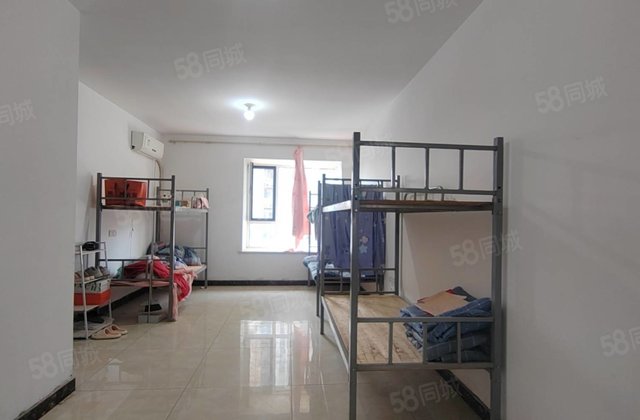 民生二号院  有车位地下室  免大税  可按揭