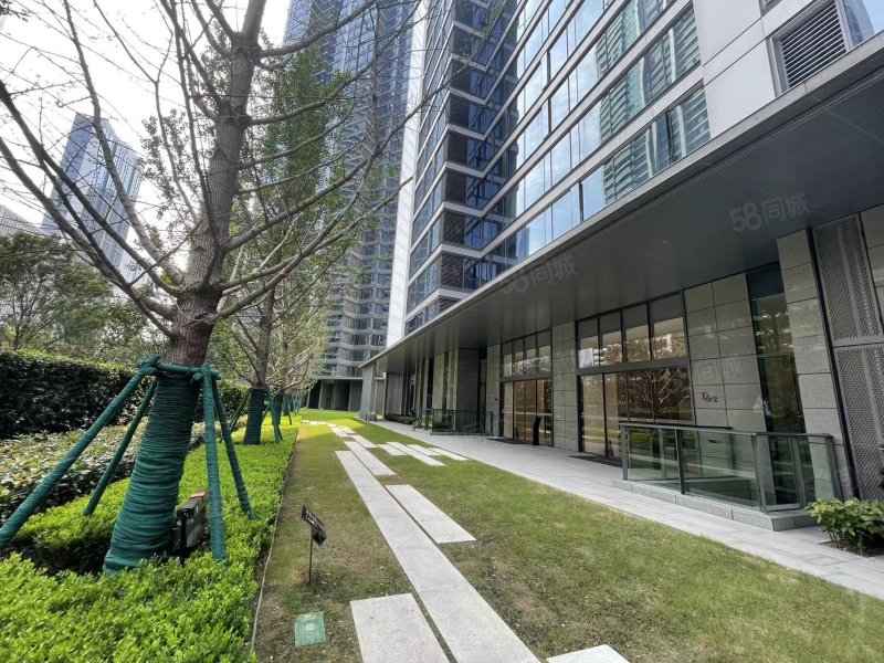 融创中心武汉壹号院3室2厅2卫148.87㎡南北500万