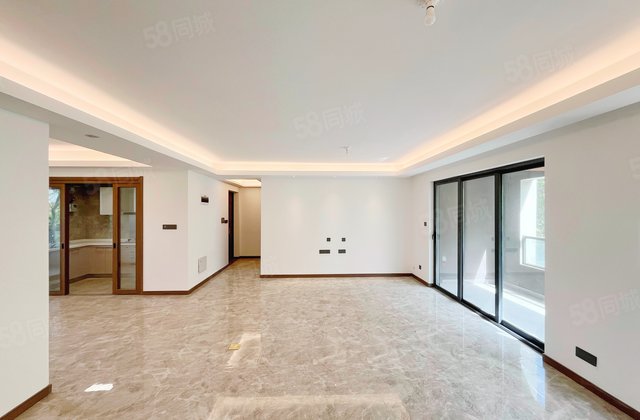 万科民安三度湖山3室2厅143㎡45万二手房图片