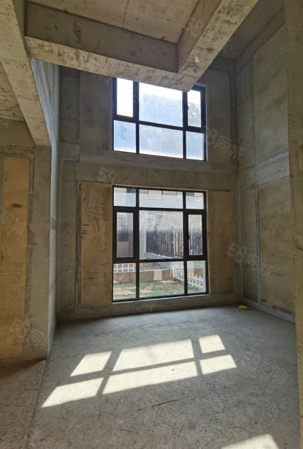 【10图】天悦城别墅,三层,177平,前庭后院,随时看房,天悦城-安康58