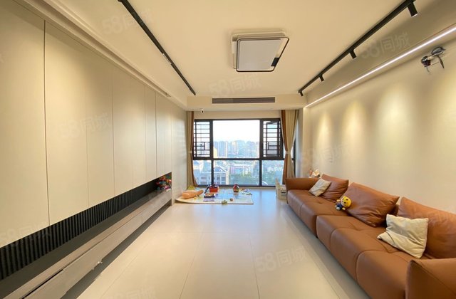 雍景香江4室2厅128㎡75万二手房图片