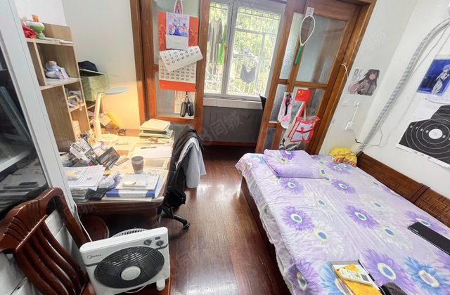 巴林路80弄小区1室1厅41.76㎡210万二手房图片