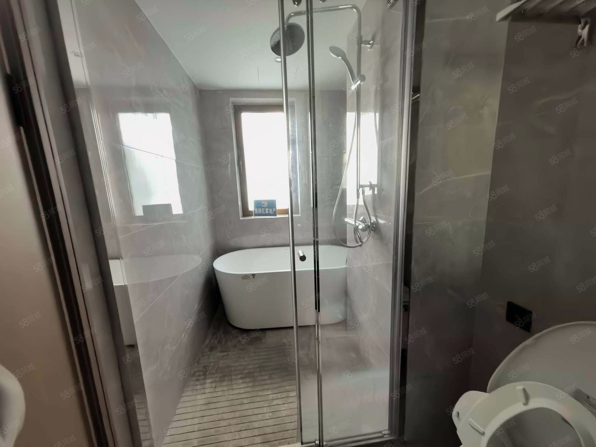 樾熙府(2號(hào)院)4室1廳3衛(wèi)201.98㎡南北620萬(wàn)