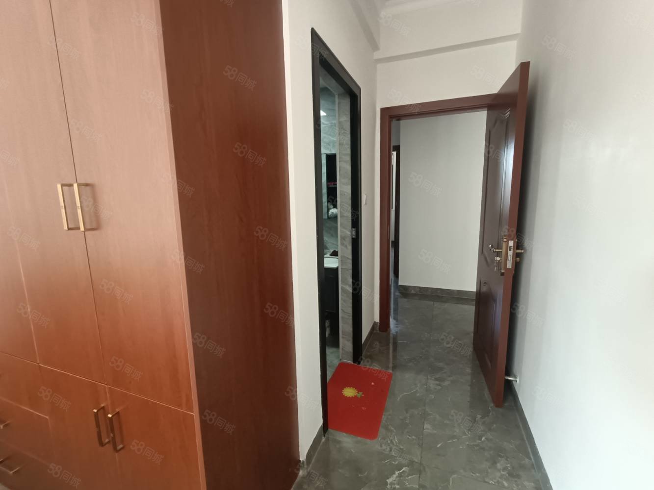 东投中央城3室2厅2卫127㎡南北99.5万