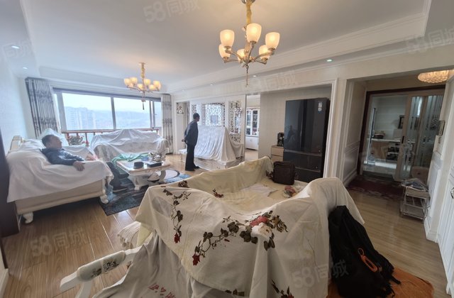 东运综合楼3室2厅140㎡73万二手房图片