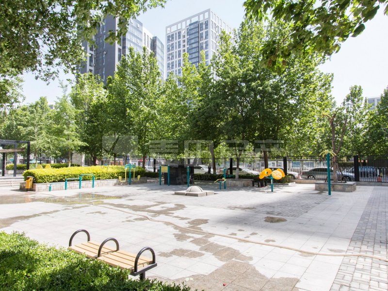 后現(xiàn)代城(C區(qū))2室1廳1衛(wèi)86.63㎡西472萬