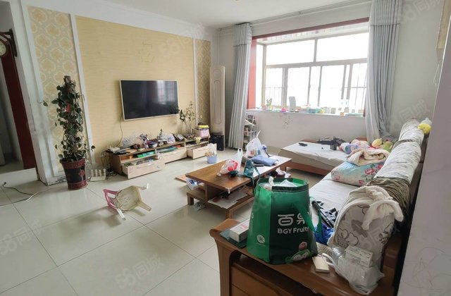 市医院 高端改善盘 三室双卫带车储 好楼层 空置诚售